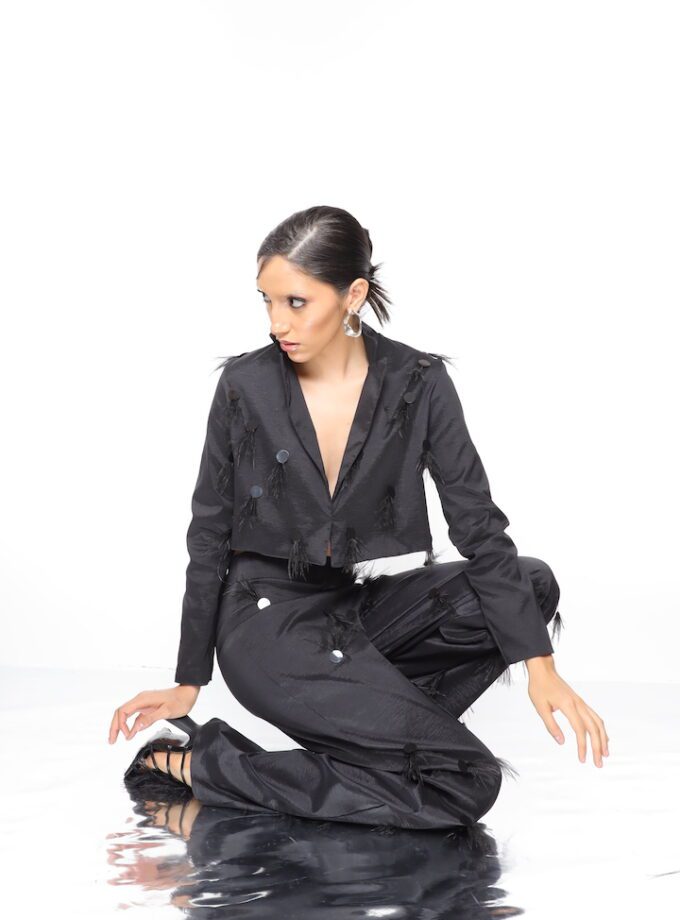 Black Feather Set